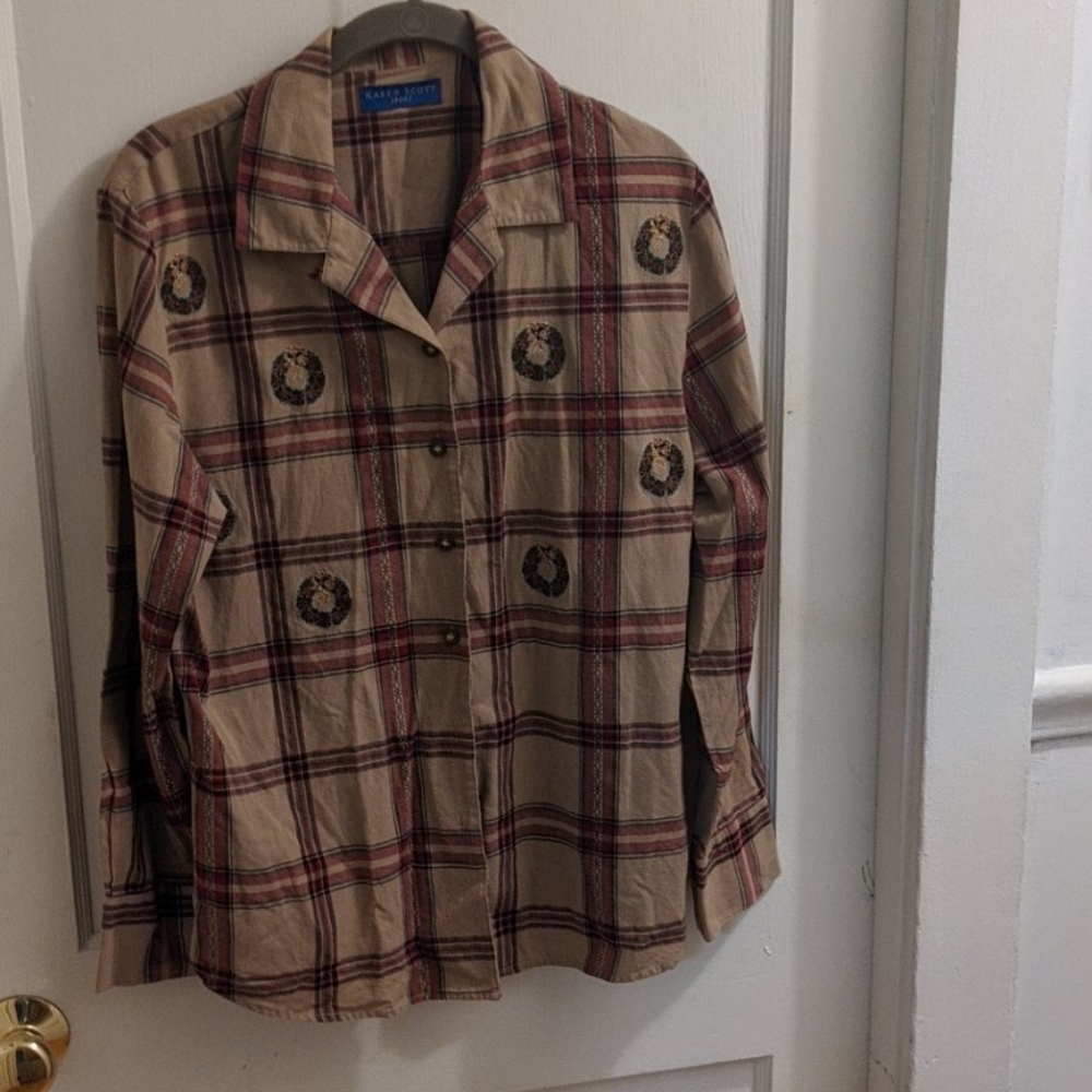 Holiday Christmas Karen Scott button down top